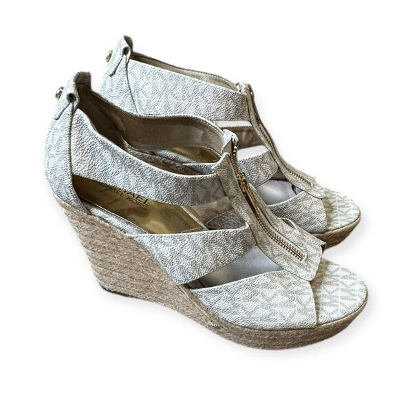 MICHAEL KORS Women’s White Tan Zip Up Damita Logo Wedge Size 9.5 - Picture 2 of 7